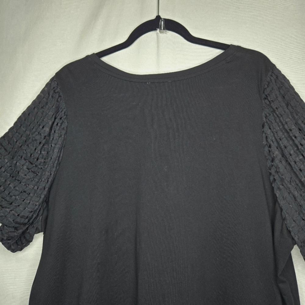 Calvin Klein short Sleeve black top. 2X - Picture 5 of 13